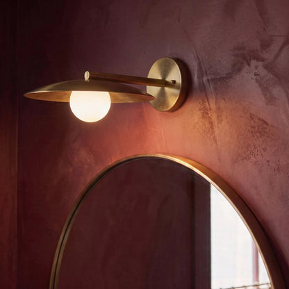 Orelis Wall Lamp