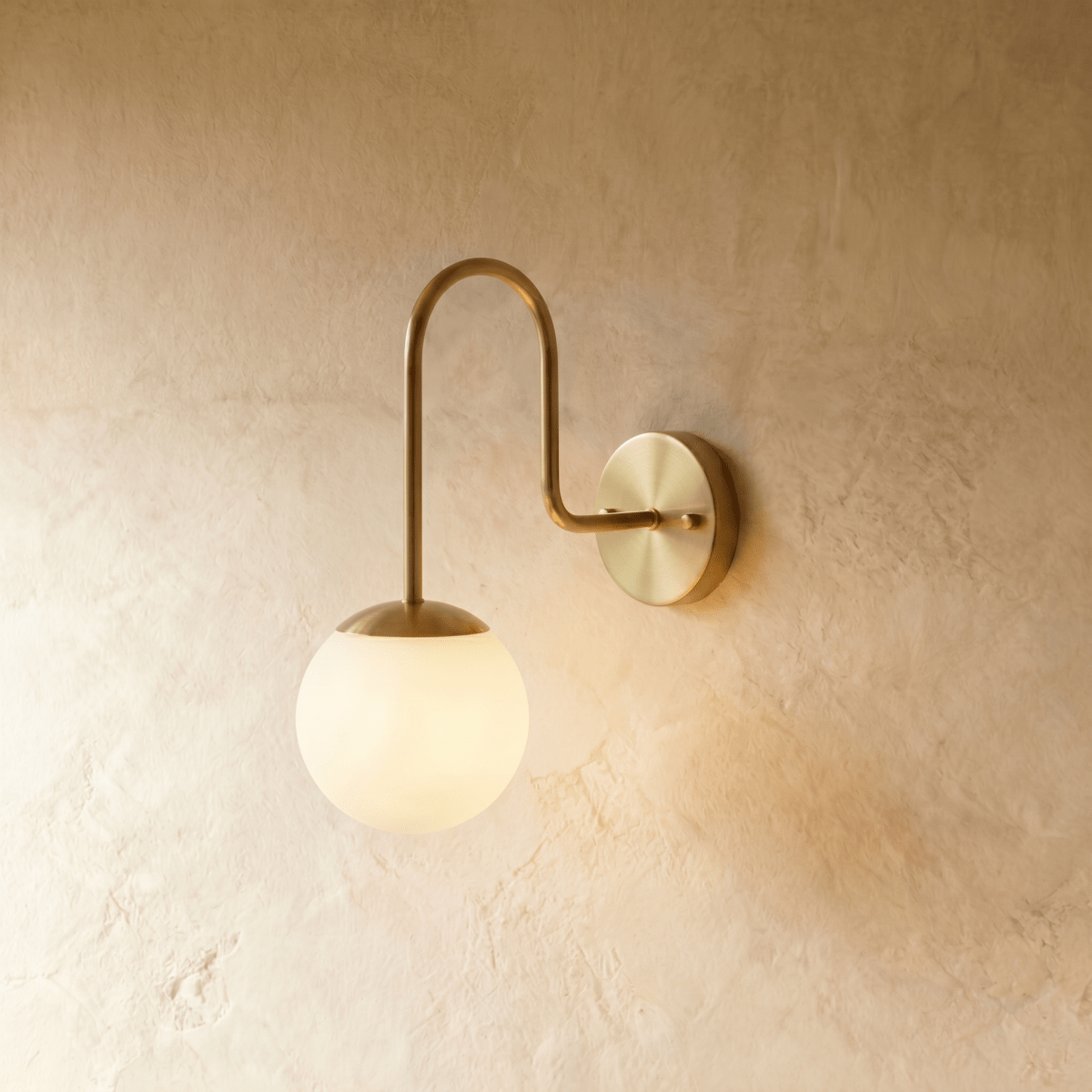 Orvian Wall Lamp