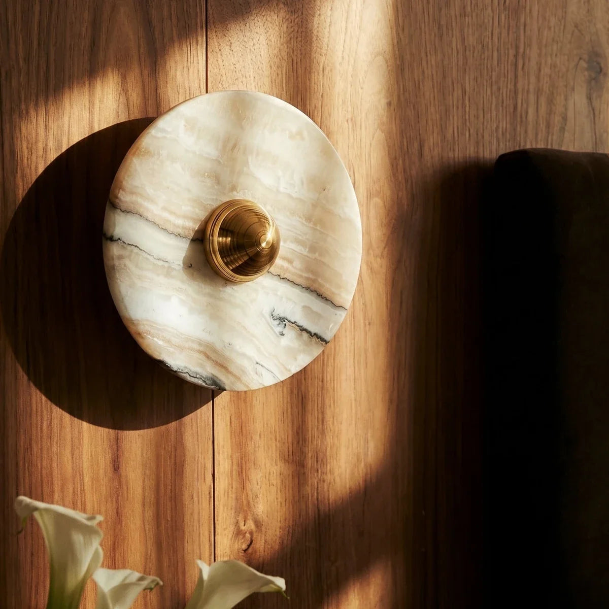 Orvora Wall Lamp