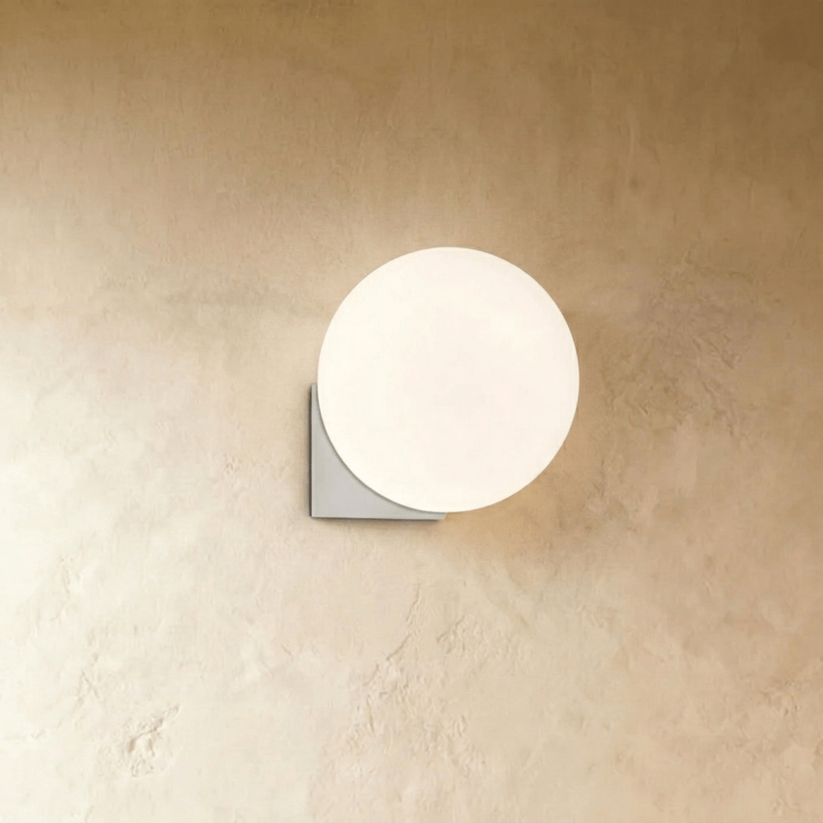 Paradisa Wall Lamp