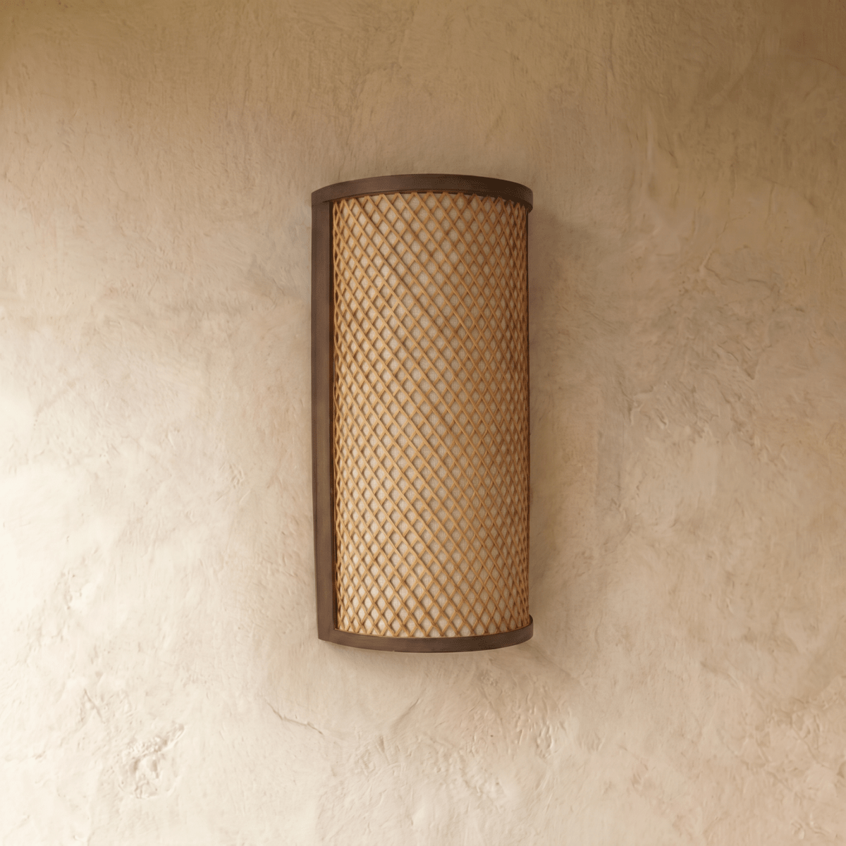 Pelon Wall Lamp