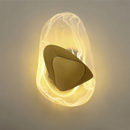 Petra Wall Lamp