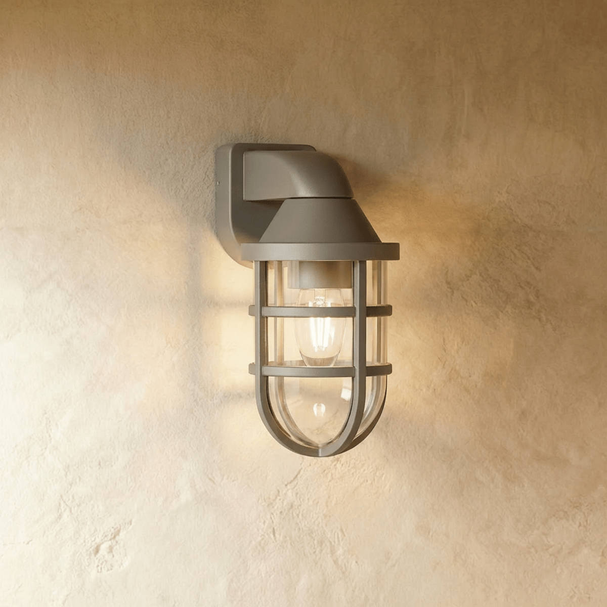 Qulira Outdoor Wall Lamp