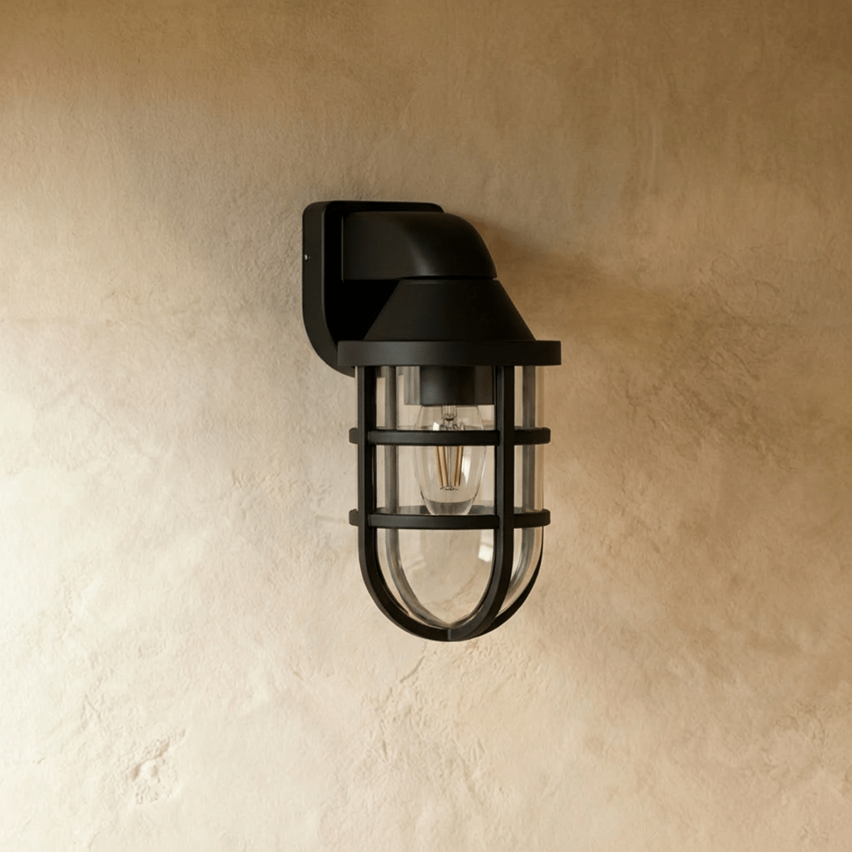 Qulira Outdoor Wall Lamp