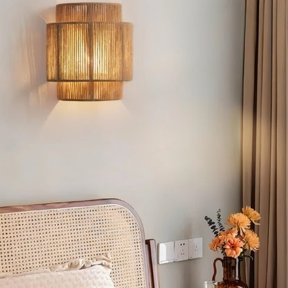Rassa Wall Lamp