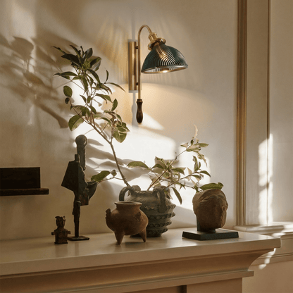 Revoer Wall Lamp