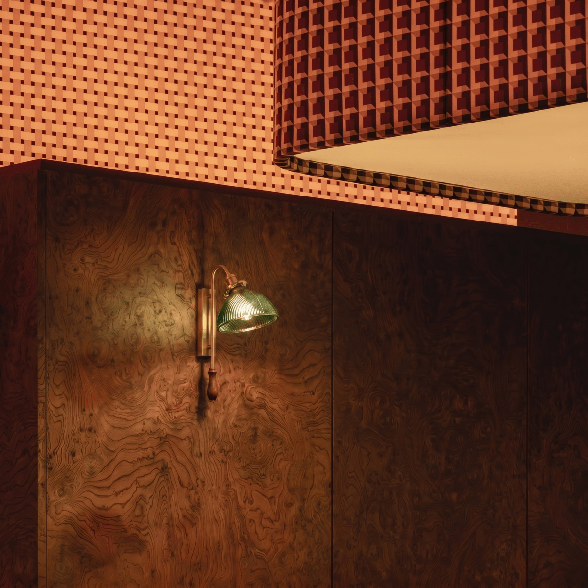 Revoer Wall Lamp