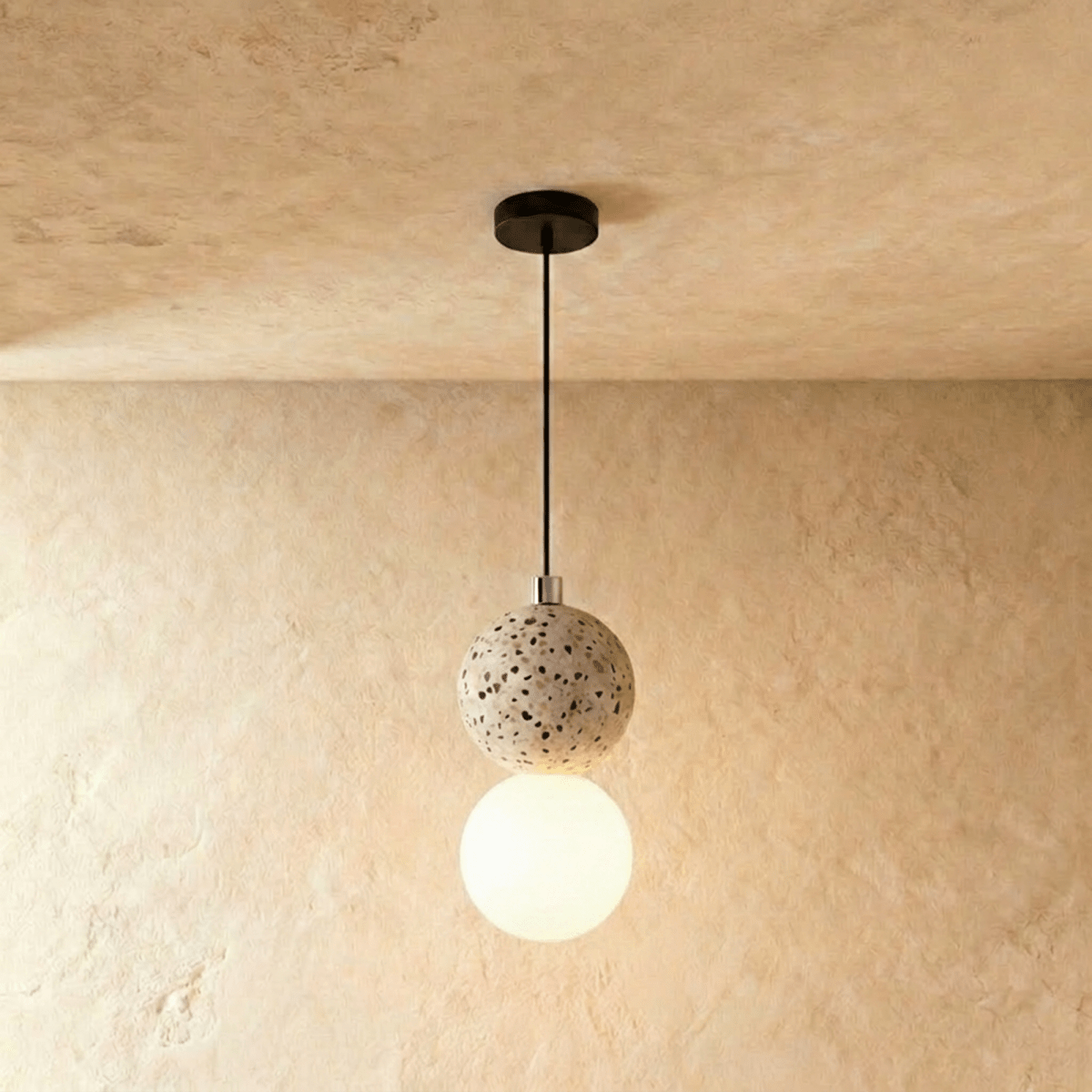 Rondure Pendant Light