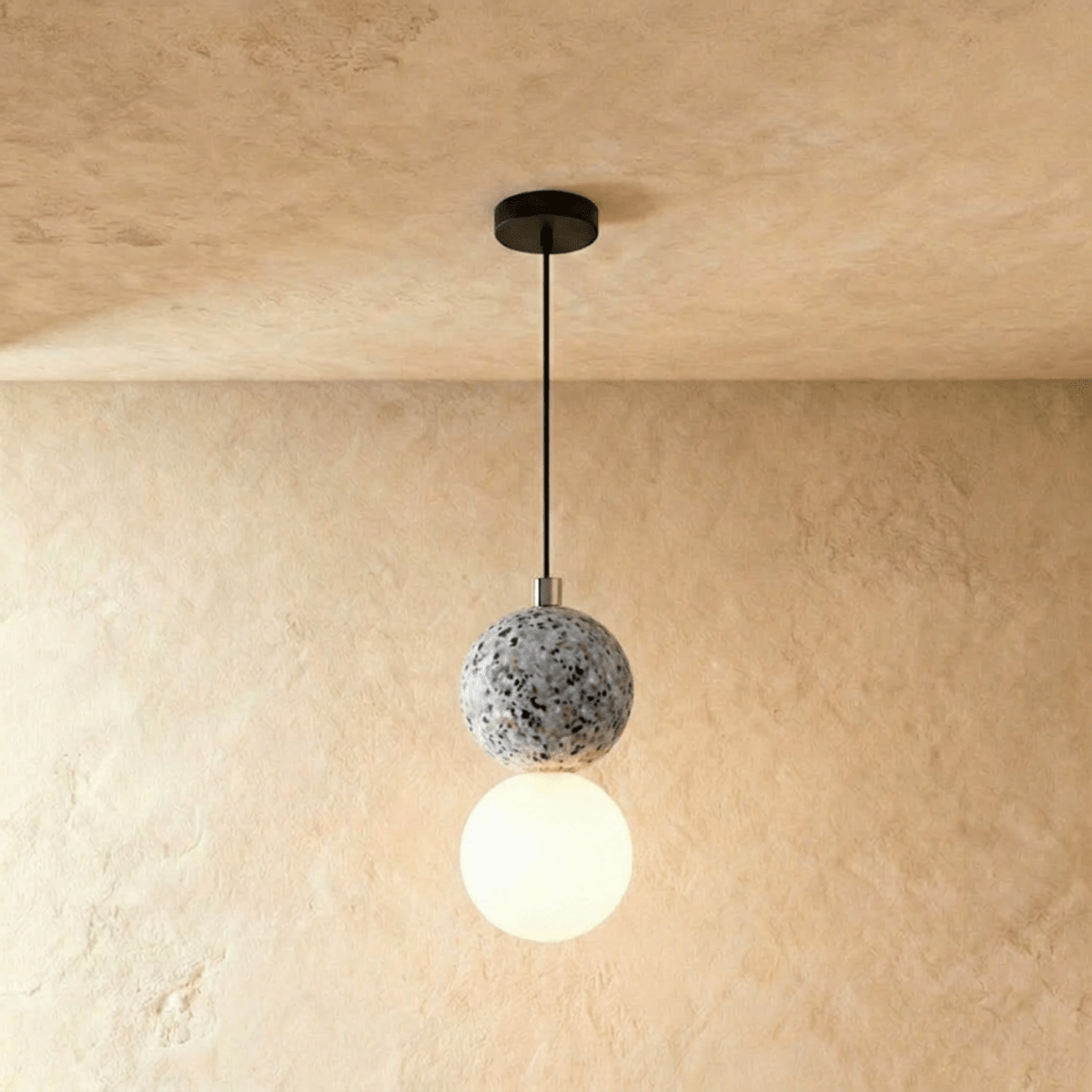 Rondure Pendant Light