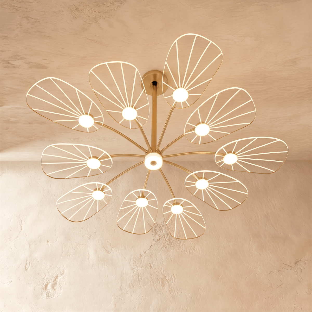 Rotasu Chandelier