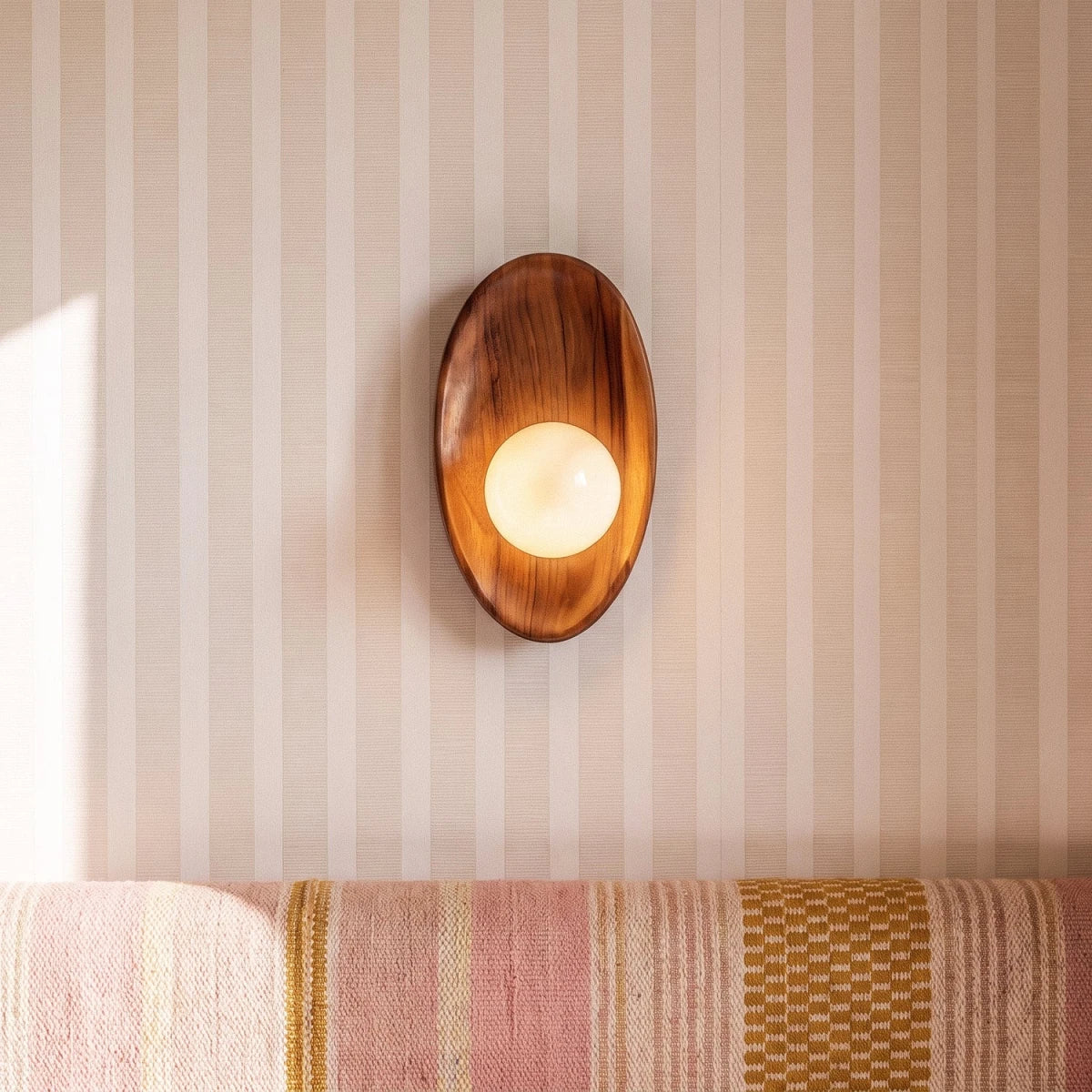 Roven Wall Lamp