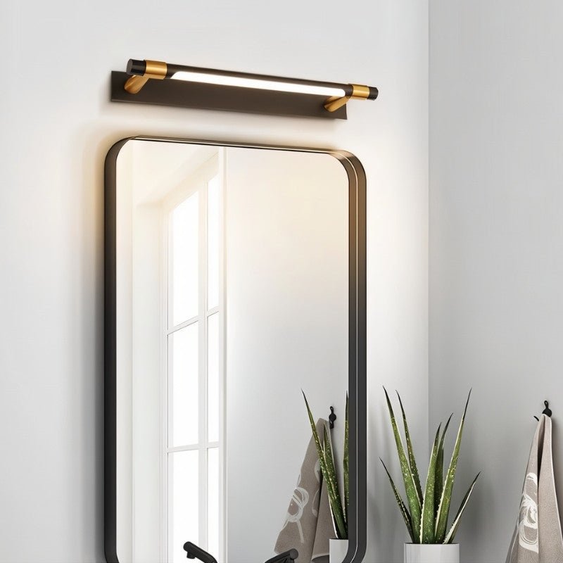 Rynalx Wall Lamp