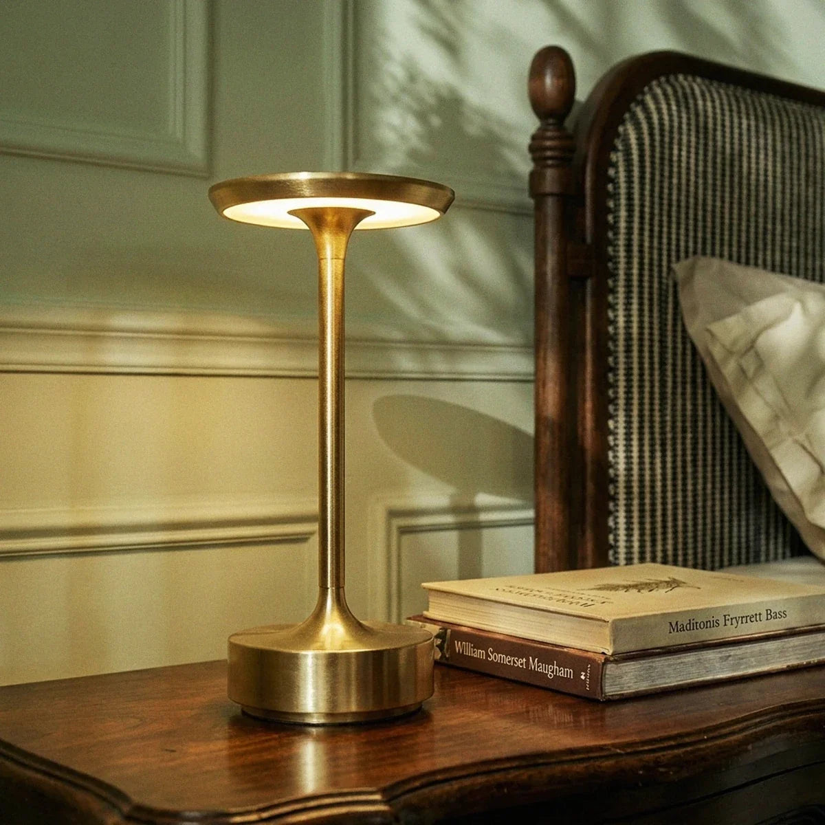 Salag Table Lamp