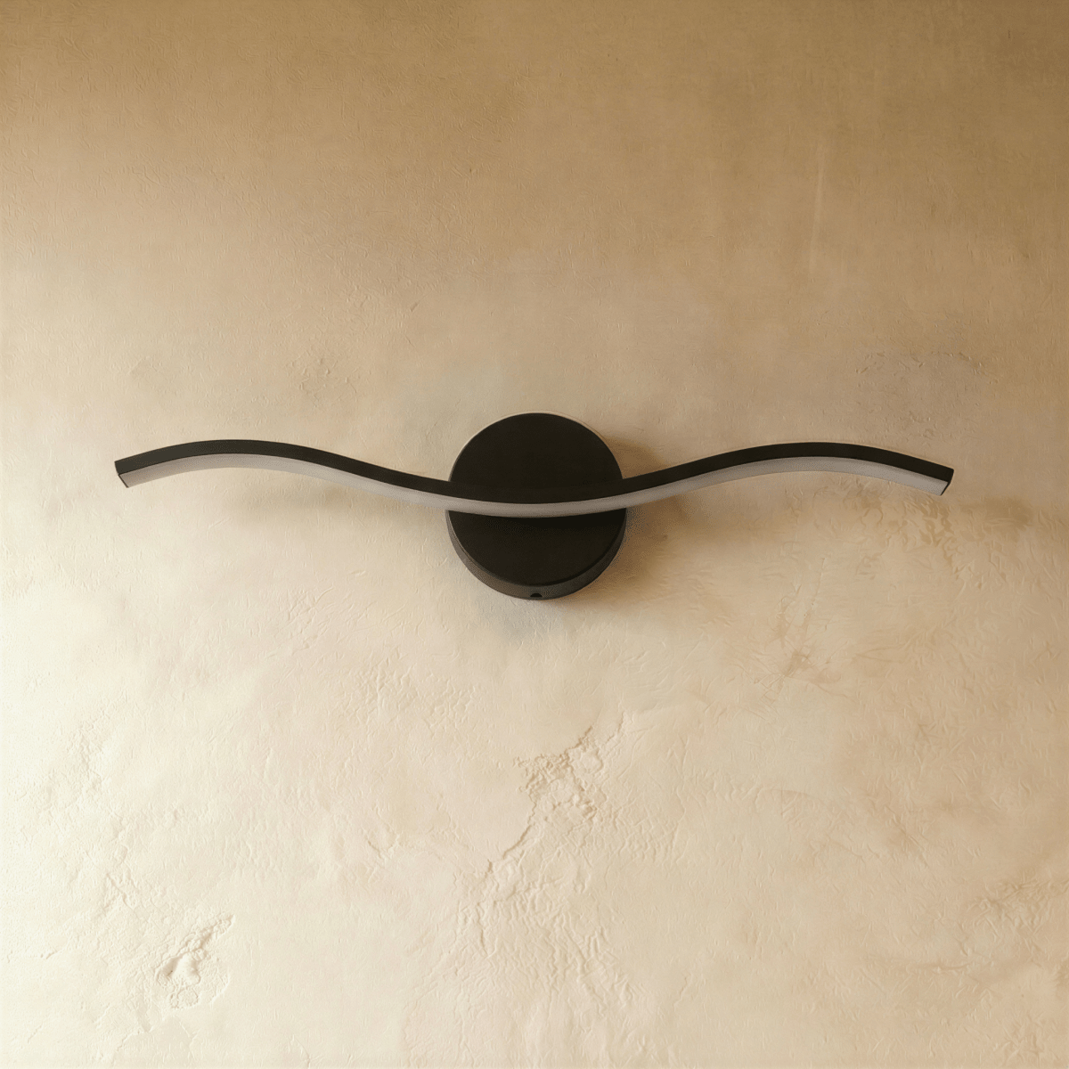 Salten Wall Lamp