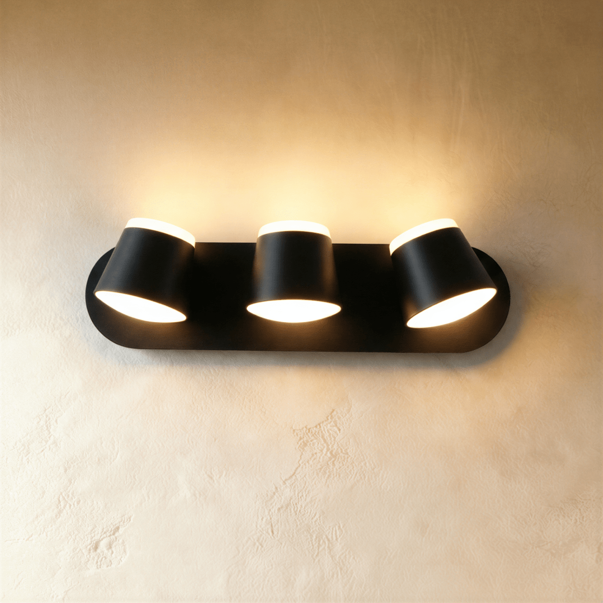 Sawar Wall Lamp