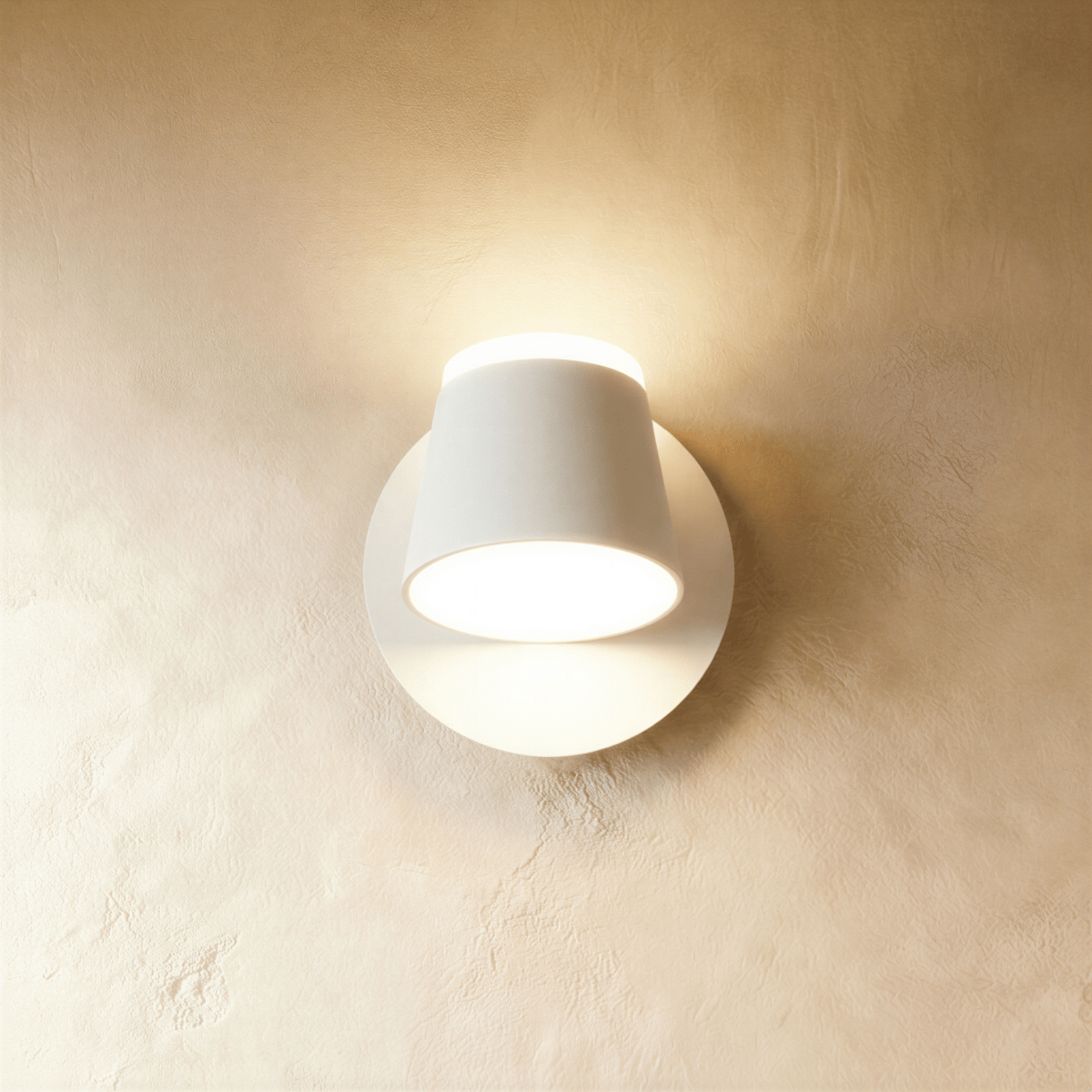 Sawar Wall Lamp