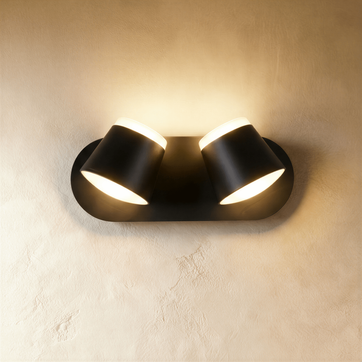 Sawar Wall Lamp