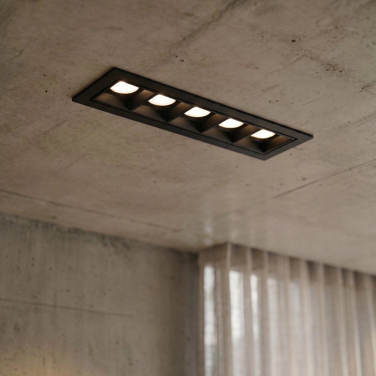 Seaga Downlight