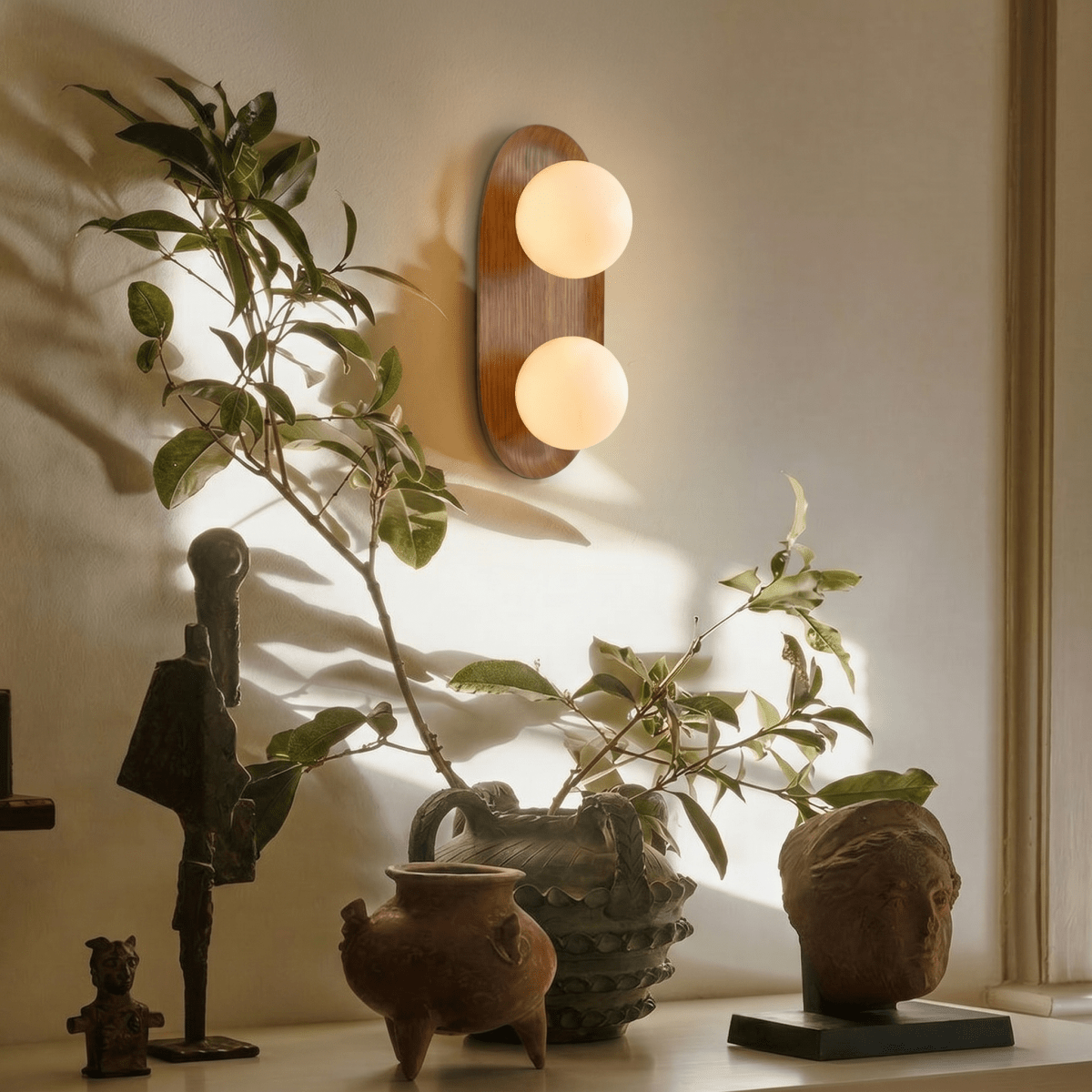 Solae Wall Lamp