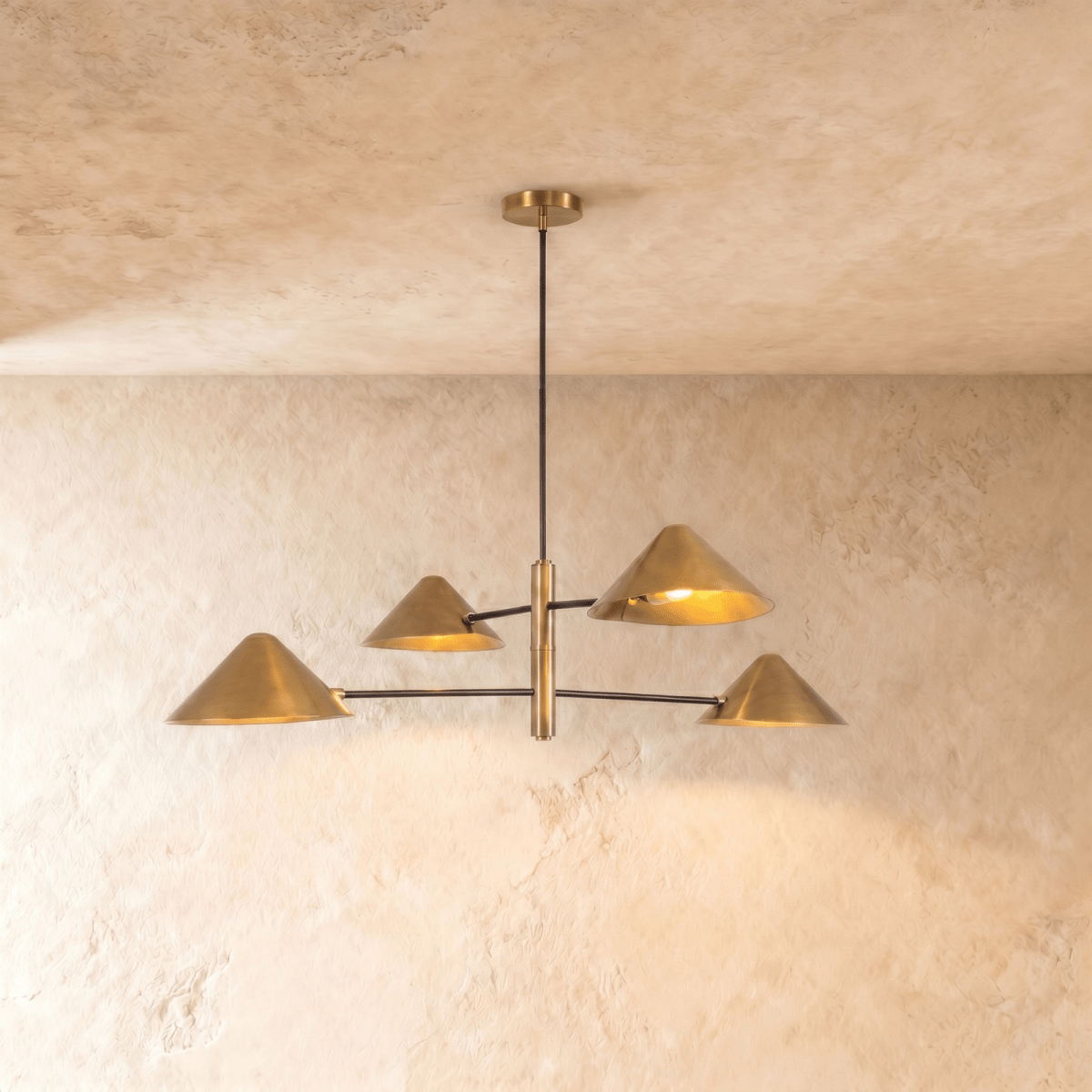 Solric Linear Chandelier