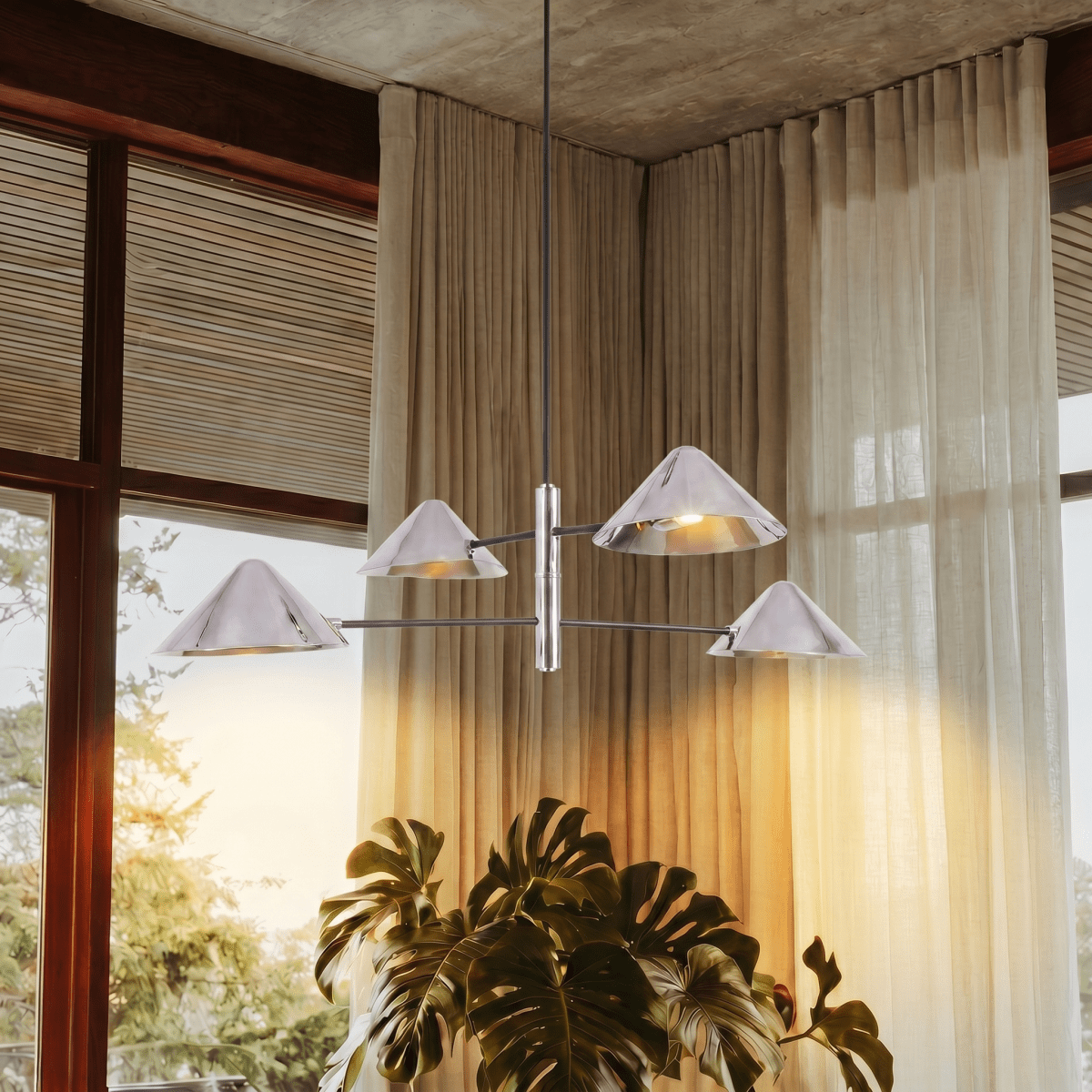 Solric Linear Chandelier