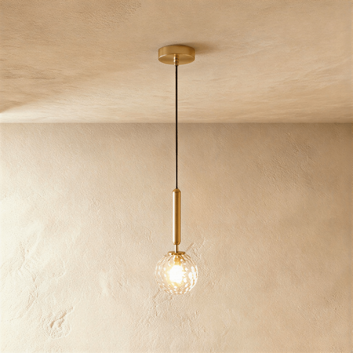 Temen Pendant Light