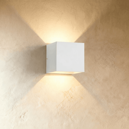 Tine Wall Lamp