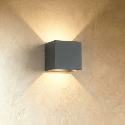 Tine Wall Lamp
