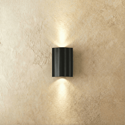 Trevis Outdoor Wall Lamp