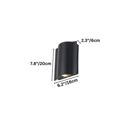 Trevis Outdoor Wall Lamp