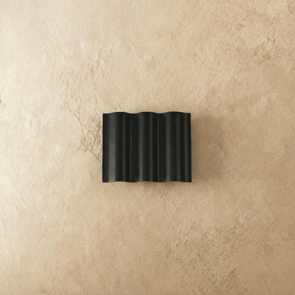 Trevis Outdoor Wall Lamp