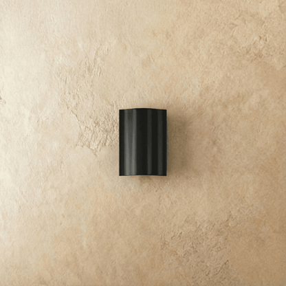 Trevis Outdoor Wall Lamp