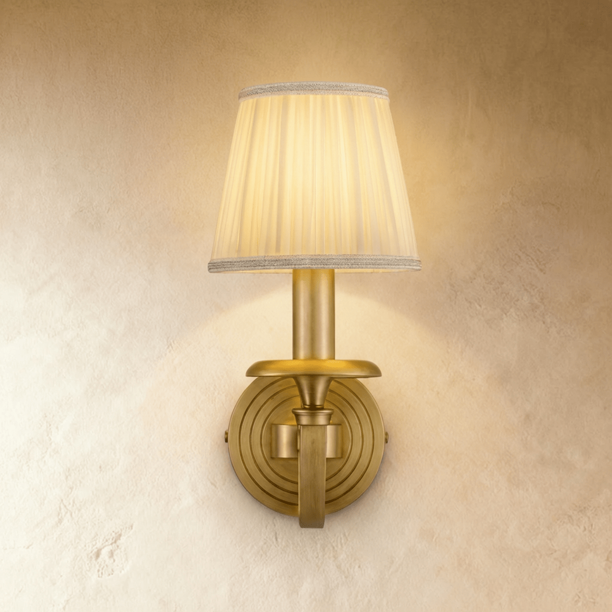 Uloma Wall Lamp