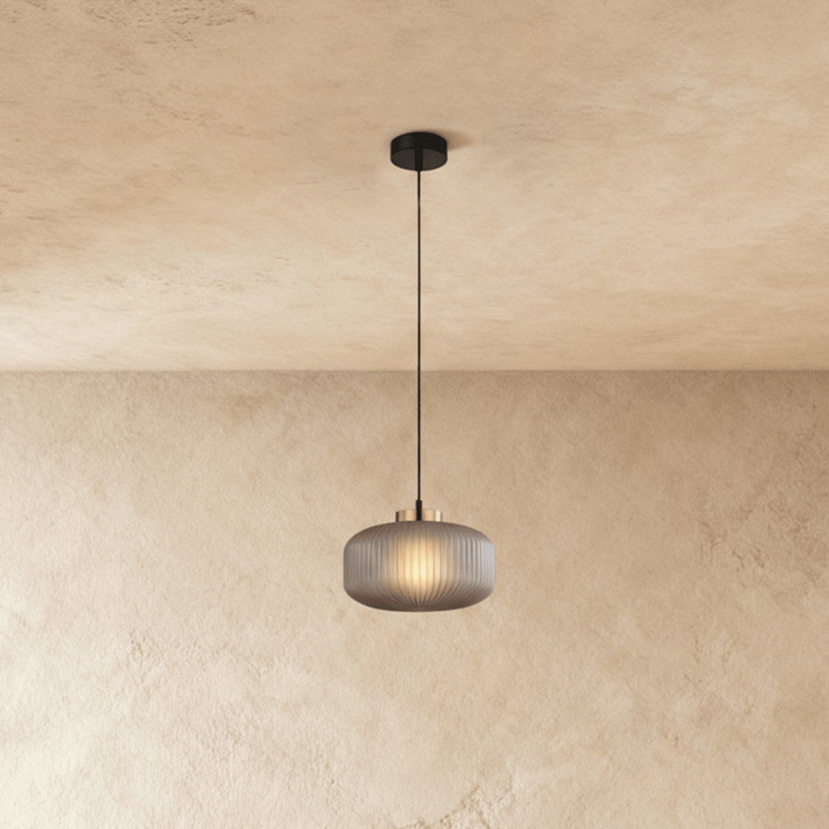 Vahni Pendant Light