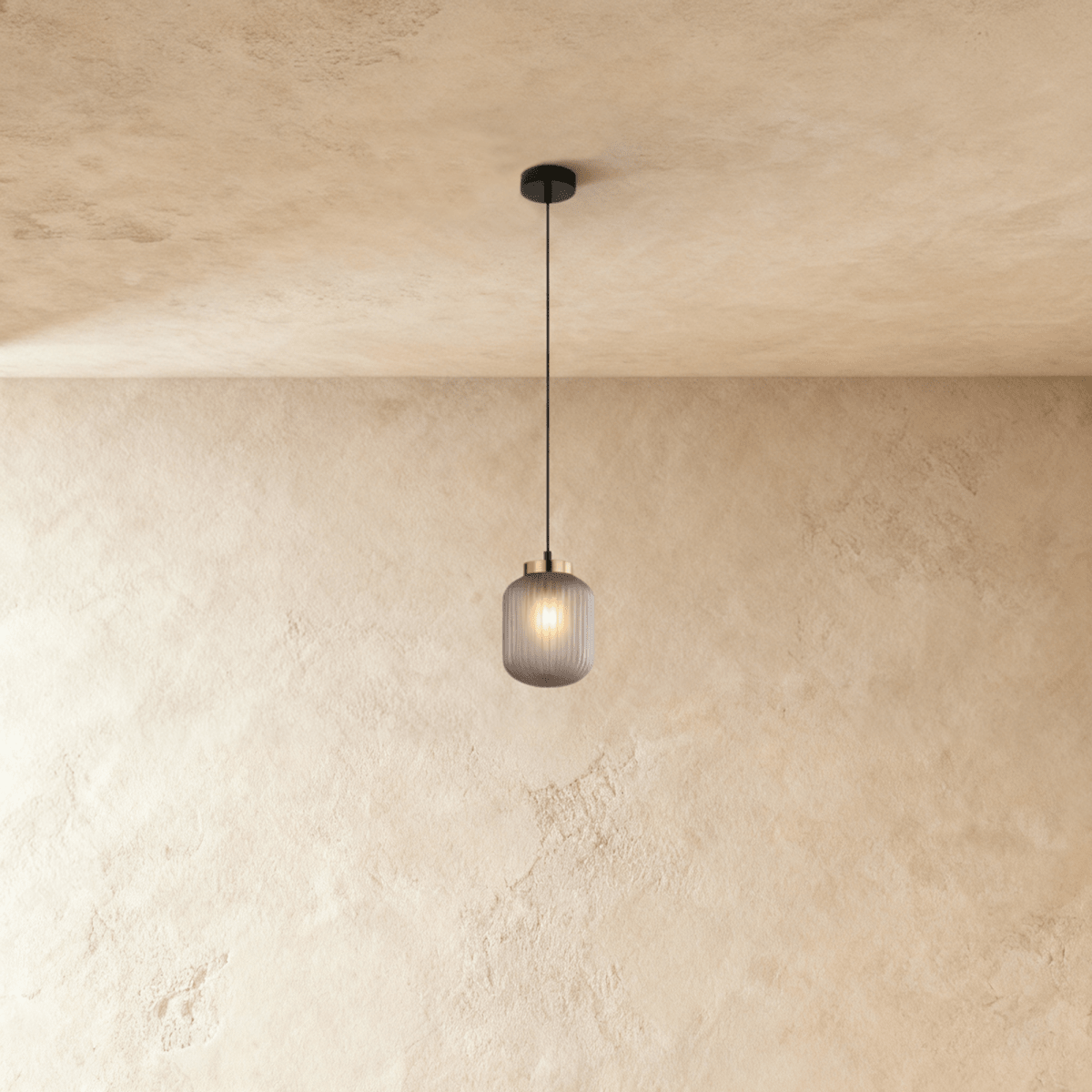 Vahni Pendant Light