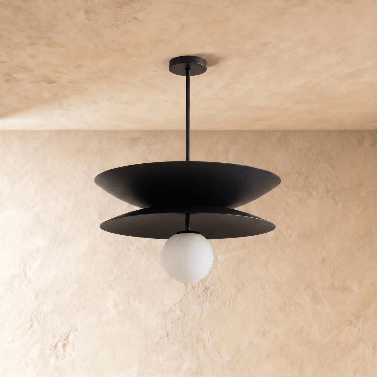 Valric Pendant Light