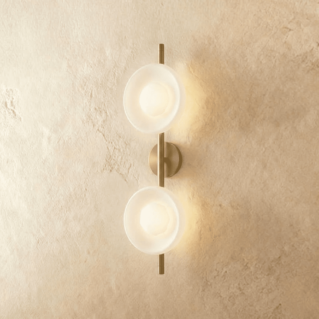 Vynestris Wall Lamp