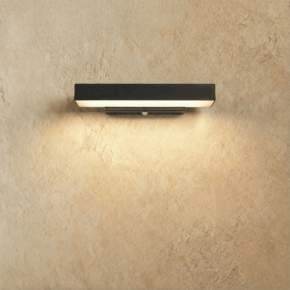 Vynova Outdoor Wall Lamp
