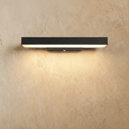 Vynova Outdoor Wall Lamp