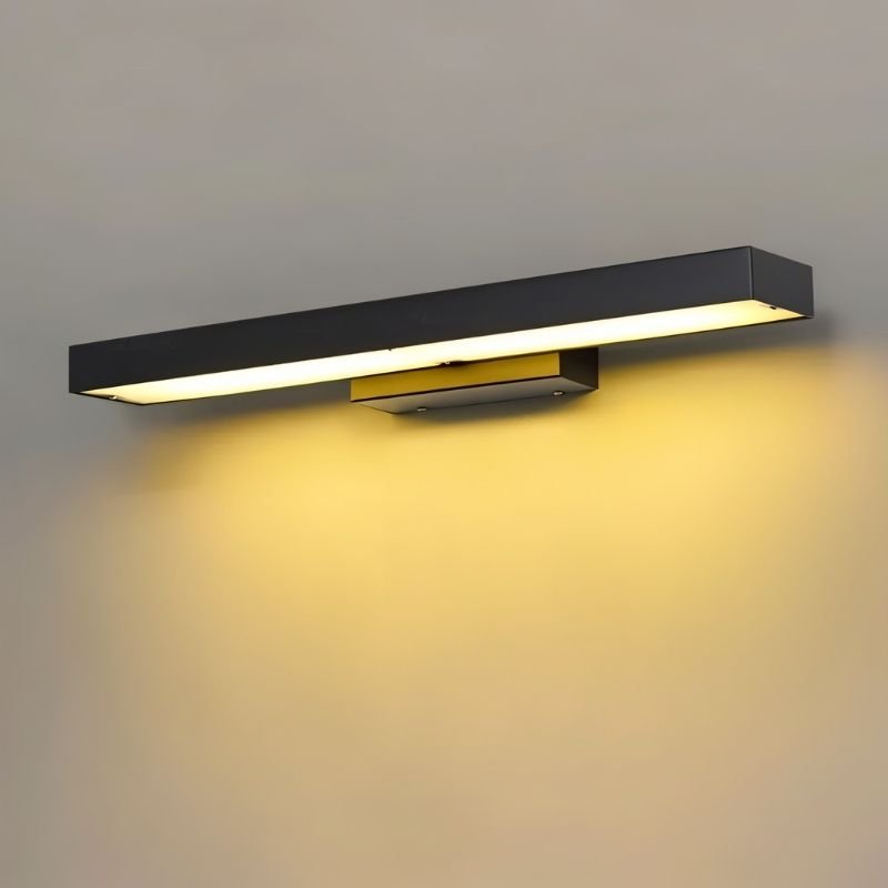 Vynova Outdoor Wall Lamp