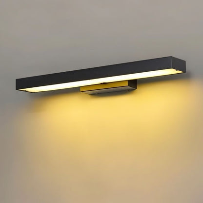 Vynova Outdoor Wall Lamp