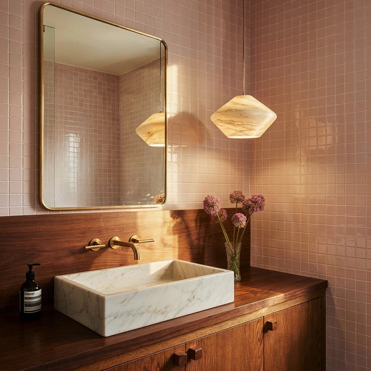 Yafeh Alabaster Pendant Light