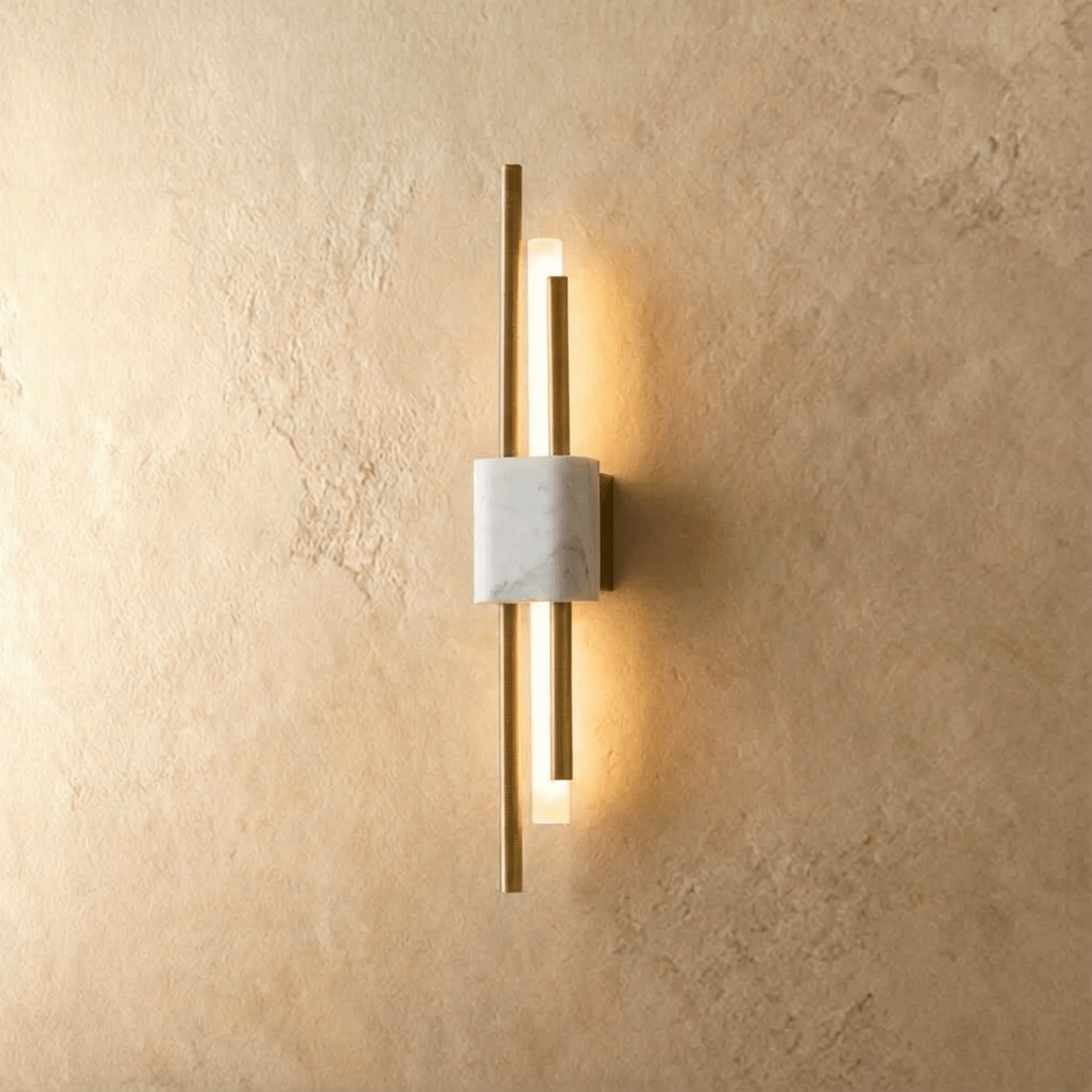 Yarok Wall Lamp