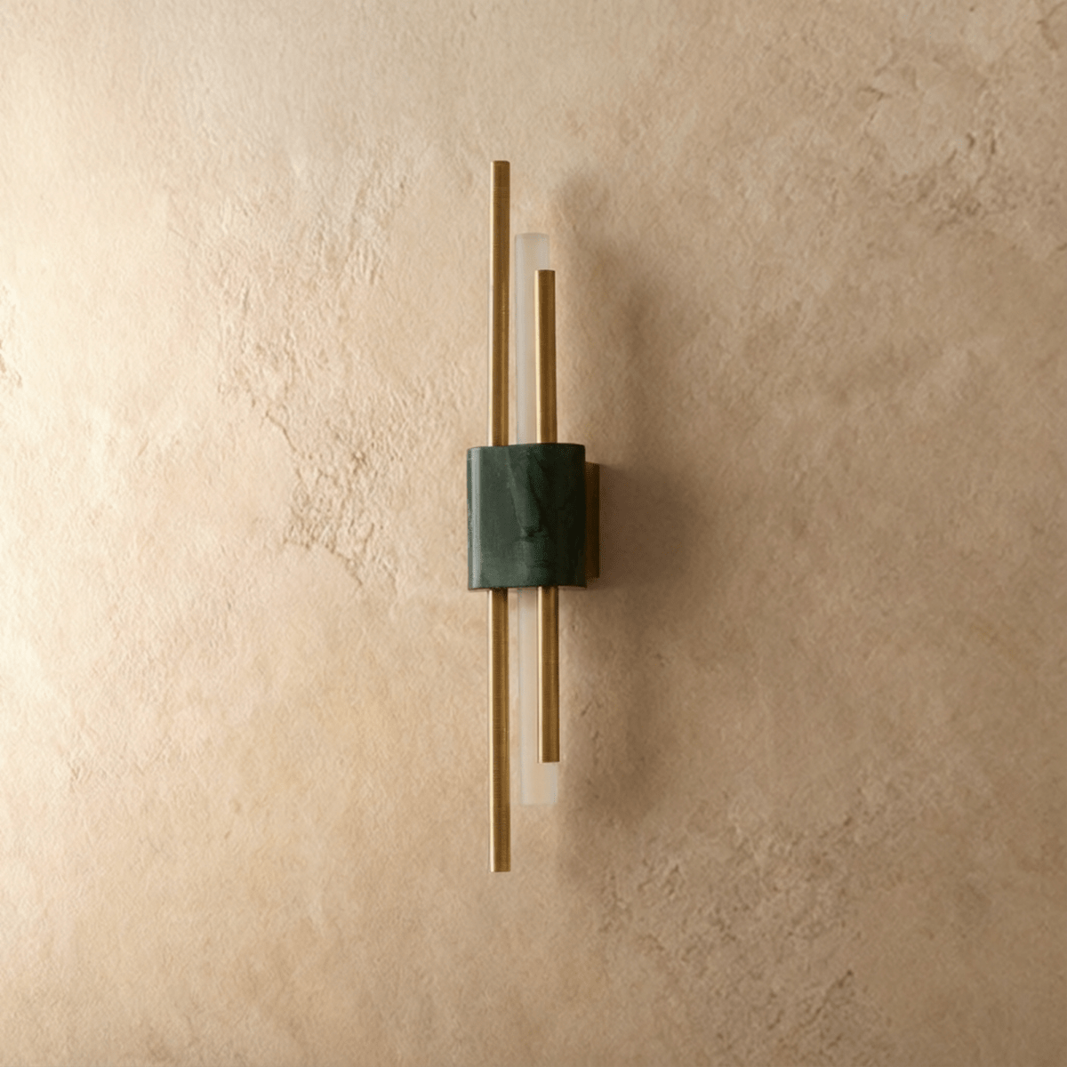 Yarok Wall Lamp