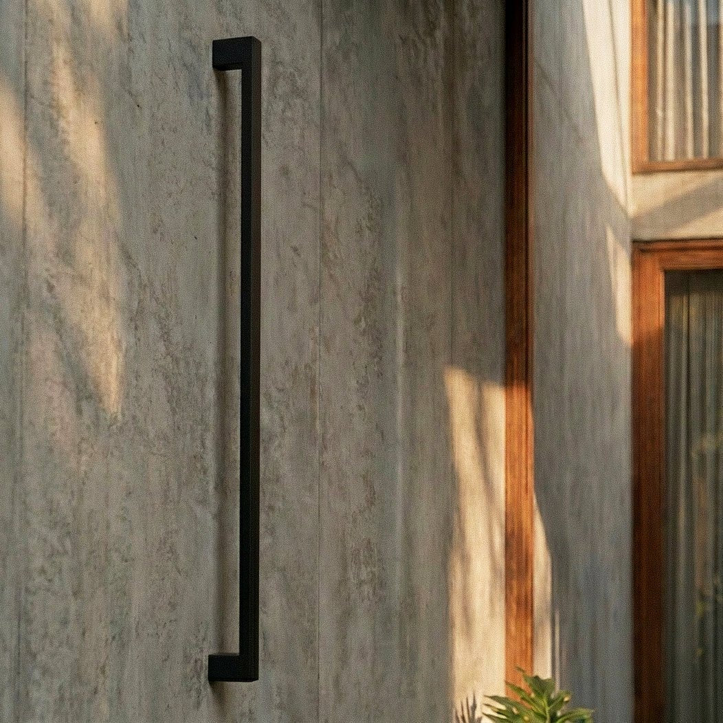 Zukruf Outdoor Wall Lamp
