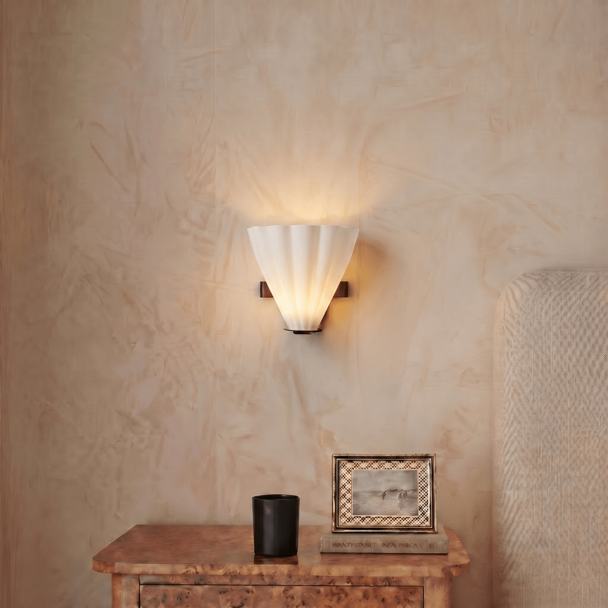 Zyvo Wall Lamp